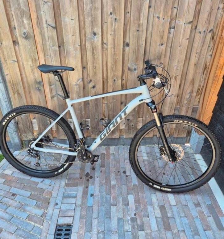 **Giant Talon 29 2 MTB **, Fietsen en Brommers, Fietsen | Mountainbikes en ATB, Zo goed als nieuw, Heren, Giant, 53 tot 57 cm