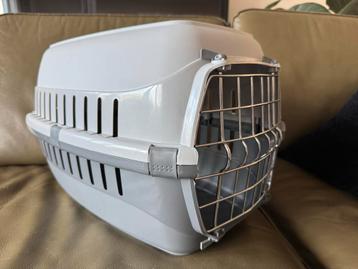 Kattenmandje transport mandje beschikbaar voor biedingen