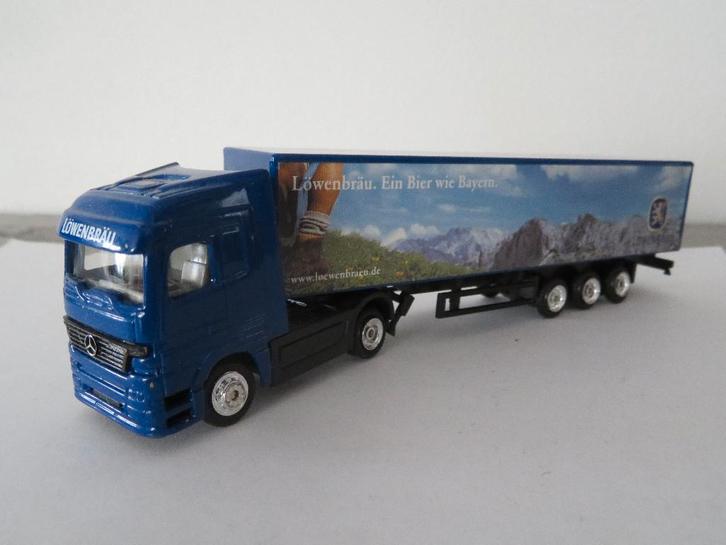 Mercedes-Benz Actros Löwenbräu - Wörlein, Hobby en Vrije tijd, Modelauto's | 1:87, Zo goed als nieuw, Bus of Vrachtwagen, Overige merken