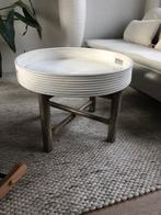 Leuke wit met houten onderstel bijzettafel, Ophalen, Minder dan 55 cm, Gebruikt, Rond