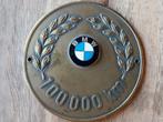 Bmw messing badge embleem 100000km, Verzamelen, Automerken, Motoren en Formule 1, Ophalen of Verzenden, Zo goed als nieuw, Auto's