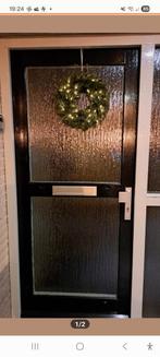 Te koop een links draaiende voordeur., Ophalen of Verzenden, Gebruikt, Buitendeur, 200 tot 215 cm