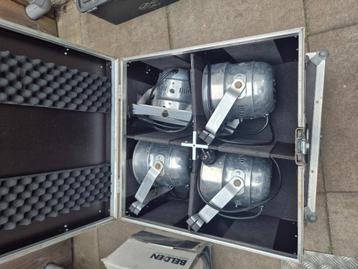 3 x Flightcase met 9 x Par56 LED beschikbaar voor biedingen