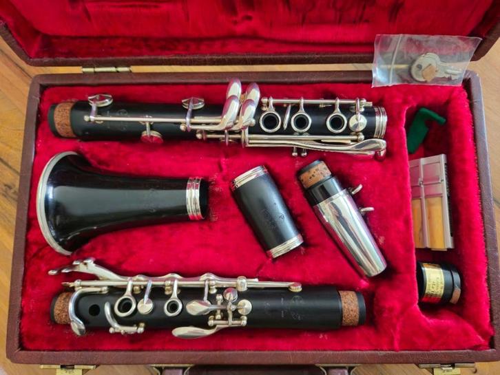 Bes-klarinet Buffet Crampon, Muziek en Instrumenten, Blaasinstrumenten | Klarinetten, Gebruikt, Bes-klarinet, Hout, Met koffer
