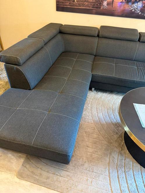Hoekbank loungebank te koop, Huis en Inrichting, Banken | Complete zithoeken, Zo goed als nieuw, Ophalen