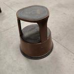 Opstapkruk metaal verrijdbaar bruin hoogte 41 cm, Ophalen, Gebruikt, Staal, X