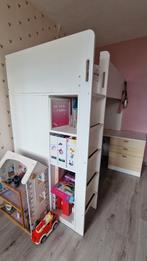 Ikea hoogslaper. SMÅSTAD  met bureau, Kinderen en Baby's, Kinderkamer | Stapelbedden en Hoogslapers, Ophalen, Zo goed als nieuw