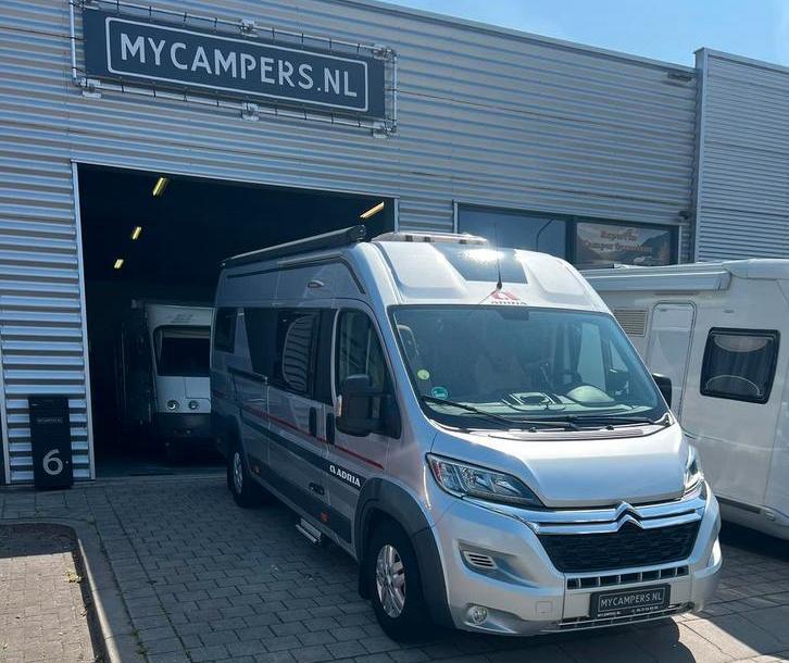 Adria Twin 640 slx platinum, Caravans en Kamperen, Campers, Bedrijf, tot en met 4, Buscamper of Camperbus, Adria, Diesel, 6 tot 7 meter