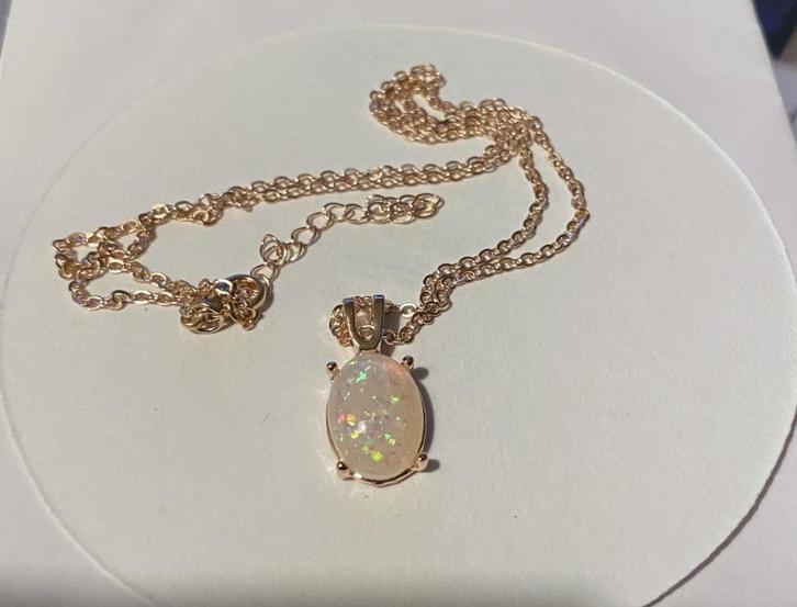 goudkleurige ketting met hanger Opaal, Sieraden, Tassen en Uiterlijk, Kettingen, Nieuw, Steen of Mineraal, Goud, Met hanger, Verstelbaar