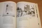 Het Einstein Plakboek — Een Unieke Kijk in Zijn Leven, Ophalen of Verzenden, Zo goed als nieuw, Natuurwetenschap