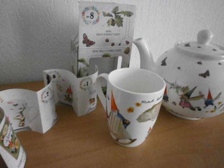 Rien Poortvliet verzamelen Theepot en mok nr. 8, Verzamelen, Porselein, Kristal en Bestek, Zo goed als nieuw, Overige typen, Porselein