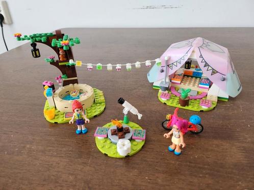 Lego friends - glamping in de natuur zgan, Kinderen en Baby's, Speelgoed | Duplo en Lego, Zo goed als nieuw, Ophalen of Verzenden