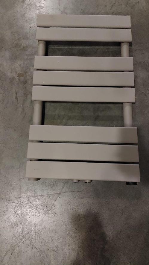 Fairmont 80 x 45 radiator, Doe-het-zelf en Verbouw, Verwarming en Radiatoren, Nieuw, Radiator, 200 tot 500 watt, 30 tot 80 cm