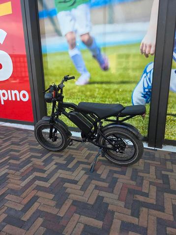 Fatbike v20 pro 150 kilometer gereden beschikbaar voor biedingen