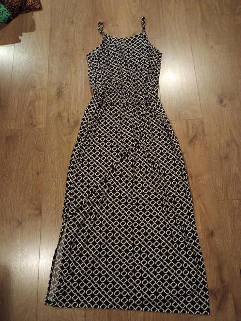 Mooie lange zwarte jurk mt XL, Kleding | Dames, Jurken, Zo goed als nieuw, Maat 46/48 (XL) of groter, Zwart, Onder de knie, Ophalen of Verzenden