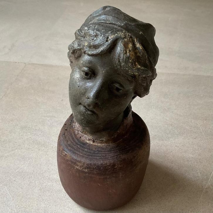 Fraaie Franse buste van  gepatineerd brons op voet van hout, Antiek en Kunst, Kunst | Beelden en Houtsnijwerken, Verzenden
