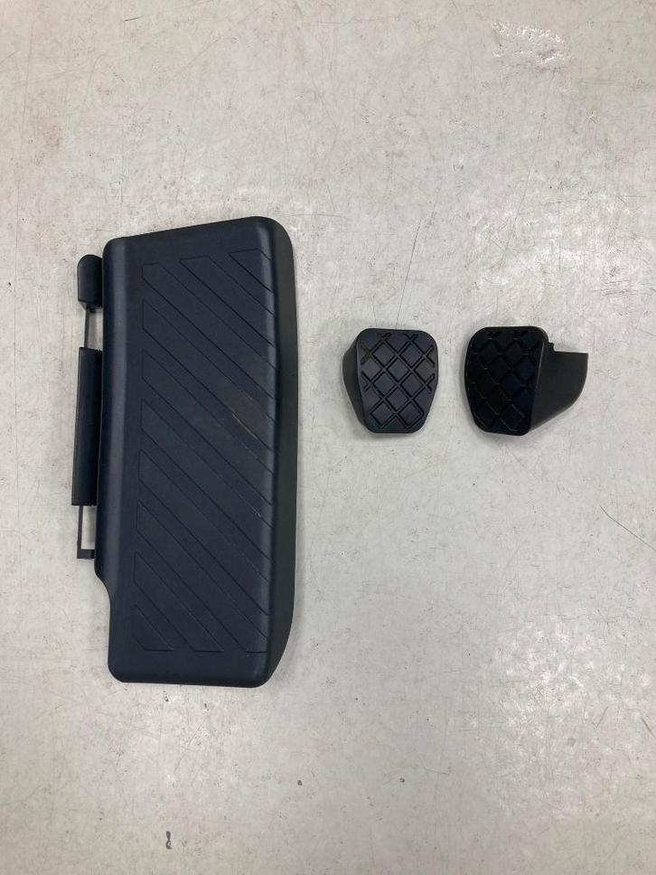 AUDI Q2 pedalen set - voetsteun + koppeling + rempedaal !, Auto-onderdelen, Besturing, Audi, Gebruikt, Ophalen of Verzenden