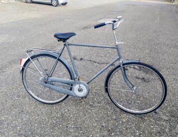 *Herenfiets met nieuwe banden! (BREDA) beschikbaar voor biedingen