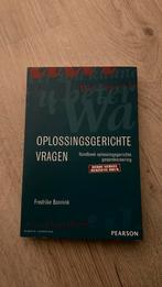 Fredrike Bannink - Oplossingsgerichte vragen, Boeken, Ophalen of Verzenden, Zo goed als nieuw, Fredrike Bannink