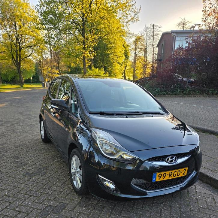 Hyundai iX20 1.6 Cvvt 2011 Zwart | Cruise | Stoelverw | Pano, Auto's, Hyundai, Particulier, iX20, ABS, Achteruitrijcamera, Airbags