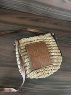 Loewe handtasje, Ophalen of Verzenden, Nieuw, Beige, Handtas