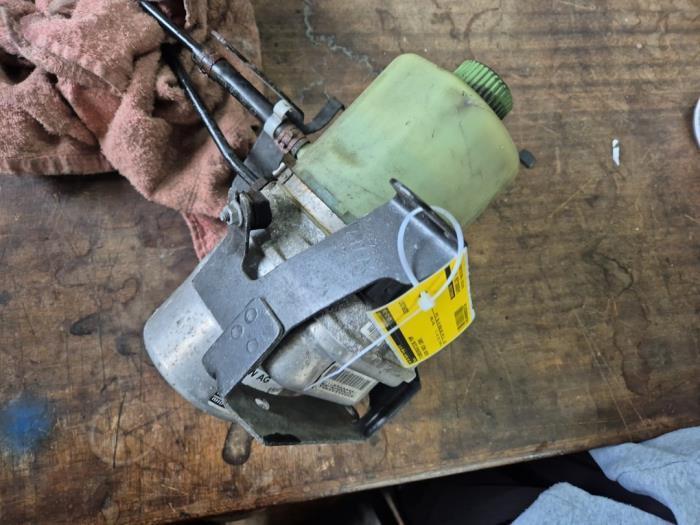 Stuurbekrachtiging Pomp van een Skoda Fabia, Auto-onderdelen, Besturing, Skoda, Gebruikt, 3 maanden garantie