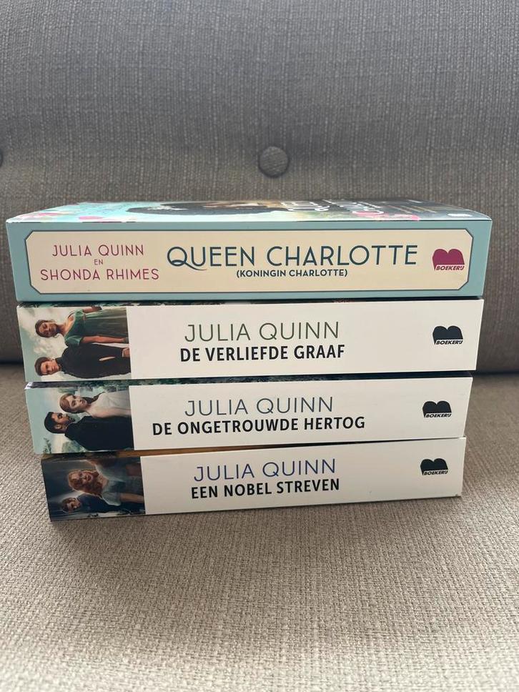 Bridgerton Boeken 1-3+Queen Charlotte, Julia Quinn, Boeken, Romans, Zo goed als nieuw, Nederland, Ophalen of Verzenden