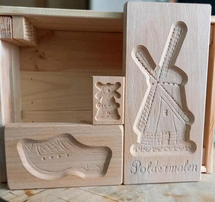 Set van 3 houten speculaasmallen – klomp & molens, Huis en Inrichting, Keuken | Keukenbenodigdheden, Zo goed als nieuw, Ophalen of Verzenden