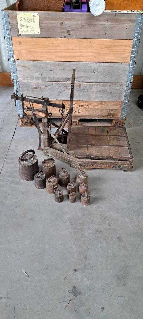 Antieke Olifant Weegschaal met Gewichten, Antiek en Kunst, Antiek | Gereedschap en Instrumenten, Ophalen