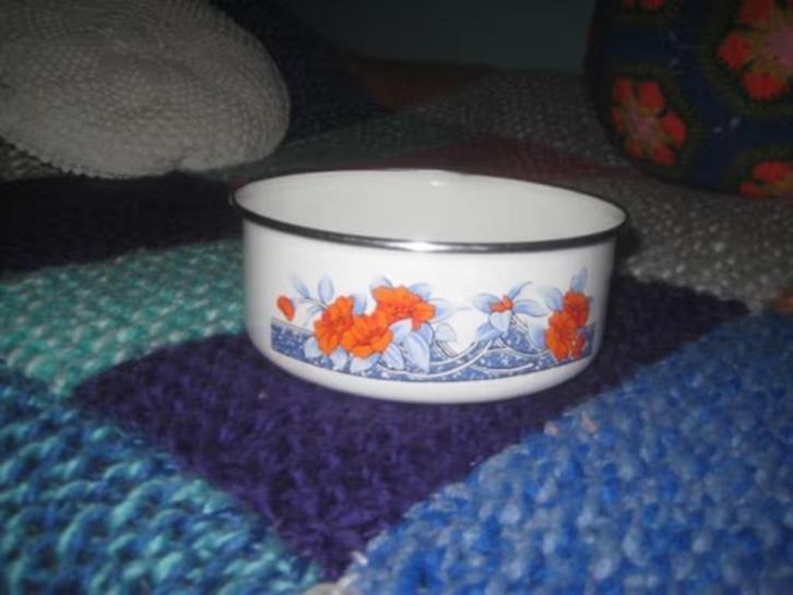 emaille schaaltjes, Huis en Inrichting, Keuken | Potten en Pannen, Zo goed als nieuw, Pannenset, Rvs, Ophalen of Verzenden