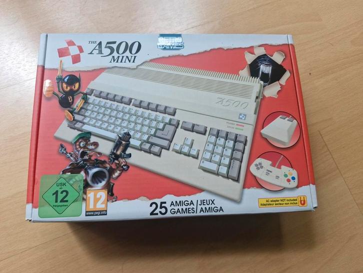 Amiga 500 Mini + usb stick amiga game selector 5000 games, Spelcomputers en Games, Spelcomputers | Overige, Zo goed als nieuw