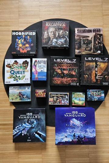 Bordspellen o.a. ISS Vanguard en Gloomhaven buttons and bugs beschikbaar voor biedingen