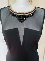 Zwart jurkje met ingenaaide collier, Ophalen of Verzenden, Zo goed als nieuw, Zwart