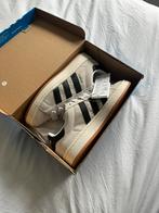 Adidas Campus Crystal White maat 38 nieuw, Kleding | Dames, Schoenen, Ophalen of Verzenden, Zo goed als nieuw, Wit, Sneakers of Gympen