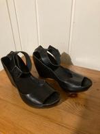 Zwarte leren pumps sleehak Fred De La Bretoniere, maat 38, Pumps, Fred de la Bretoniere, Verzenden, Zwart