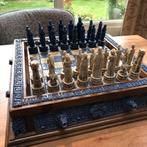 Oud Mexicaans schaakbord met stukken, Hobby en Vrije tijd, Gezelschapsspellen | Bordspellen, Ophalen, Zo goed als nieuw