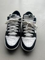 Nike dunk low panda maat 42/8.5, Kleding | Heren, Schoenen, Ophalen of Verzenden, Zo goed als nieuw, Zwart