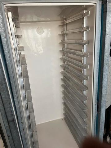 Thermo rolcontainer in nette staat catering container  beschikbaar voor biedingen