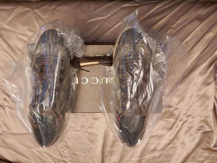 Schoenen gucci 37 origineel, Kleding | Dames, Schoenen, Zo goed als nieuw, Sneakers of Gympen, Beige, Ophalen