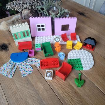 lego duplo, lot 2, huis beschikbaar voor biedingen