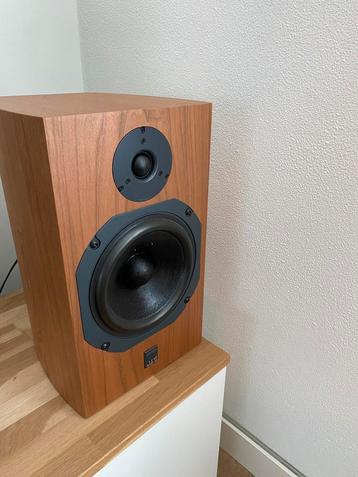 ATC SCM 11 set cherry in nieuwstaat beschikbaar voor biedingen