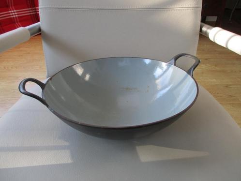 FE - gietijzer - old wok - België, Huis en Inrichting, Keuken | Potten en Pannen, Gebruikt, Wok, Gietijzer, Ophalen of Verzenden
