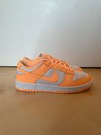 Nike Dunk Low “Peach Cream” maat 39., Kleding | Dames, Schoenen, Nike, Oranje, Ophalen of Verzenden, Sneakers of Gympen