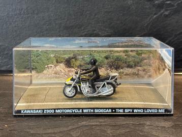 Kawasaki Z900 Motercycle With Sidecar * The Spy Who Loved Me beschikbaar voor biedingen