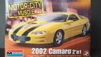 Chevrolet Camaro 2002 1:24 Monogram Pol, Ophalen of Verzenden, Nieuw, Groter dan 1:32, Auto