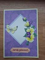 Zelfgemaakte felicitatiekaart met viooltjes en vlinder, Hobby en Vrije tijd, Ophalen of Verzenden, Nieuw