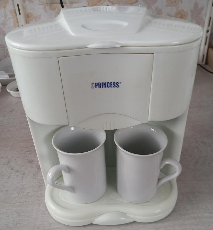 gebruikt 2 kops koffiezetapparaat, Witgoed en Apparatuur, Koffiezetapparaten, Gebruikt, Gemalen koffie, Overige modellen, 10 kopjes of meer