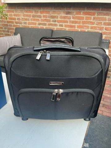 Piloten reiskoffer samsonite beschikbaar voor biedingen
