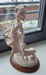 Vintage Capodimonte Beeld - Herderin met Schaap, Ophalen of Verzenden