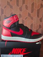 Nike Air Jordan 1 Bred - Maat 38.5, Kleding | Dames, Schoenen, Nike, Ophalen of Verzenden, Rood, Sneakers of Gympen